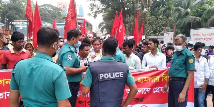 Dragon Group workers assaulted by company thugs! Stop union busting and repression!