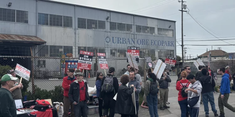 Urban Ore Workers Fight for Fairness!