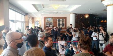 Press release of the trade union FAU: Peace delegation detained in hotel, rally prevented