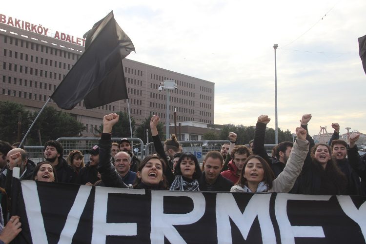 [Turkey] Young Workers Association was on the Streets against Economic Crisis