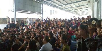 ¡Huelga salvaje en la empresa Charis de Yangon!