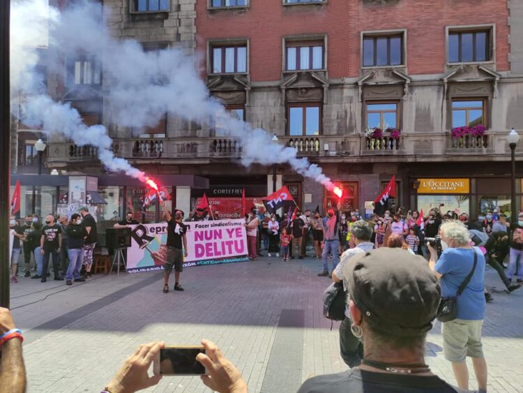 Stop union repression! Thousands rally in Gijon against the latest attack on workers’ rights